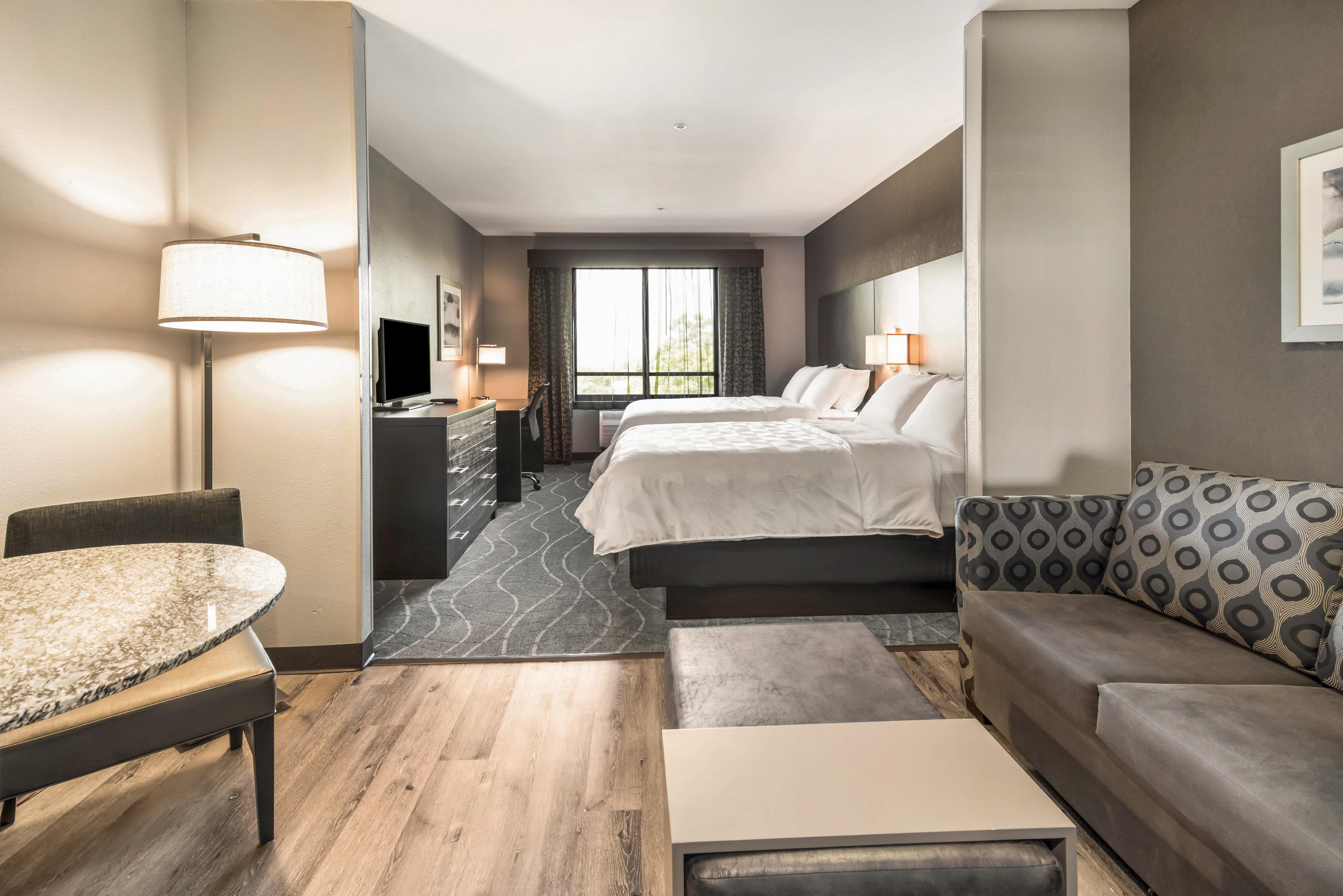 Holiday Inn Hotel & Suites Silicon Valley - Milpitas By Ihg Dış mekan fotoğraf