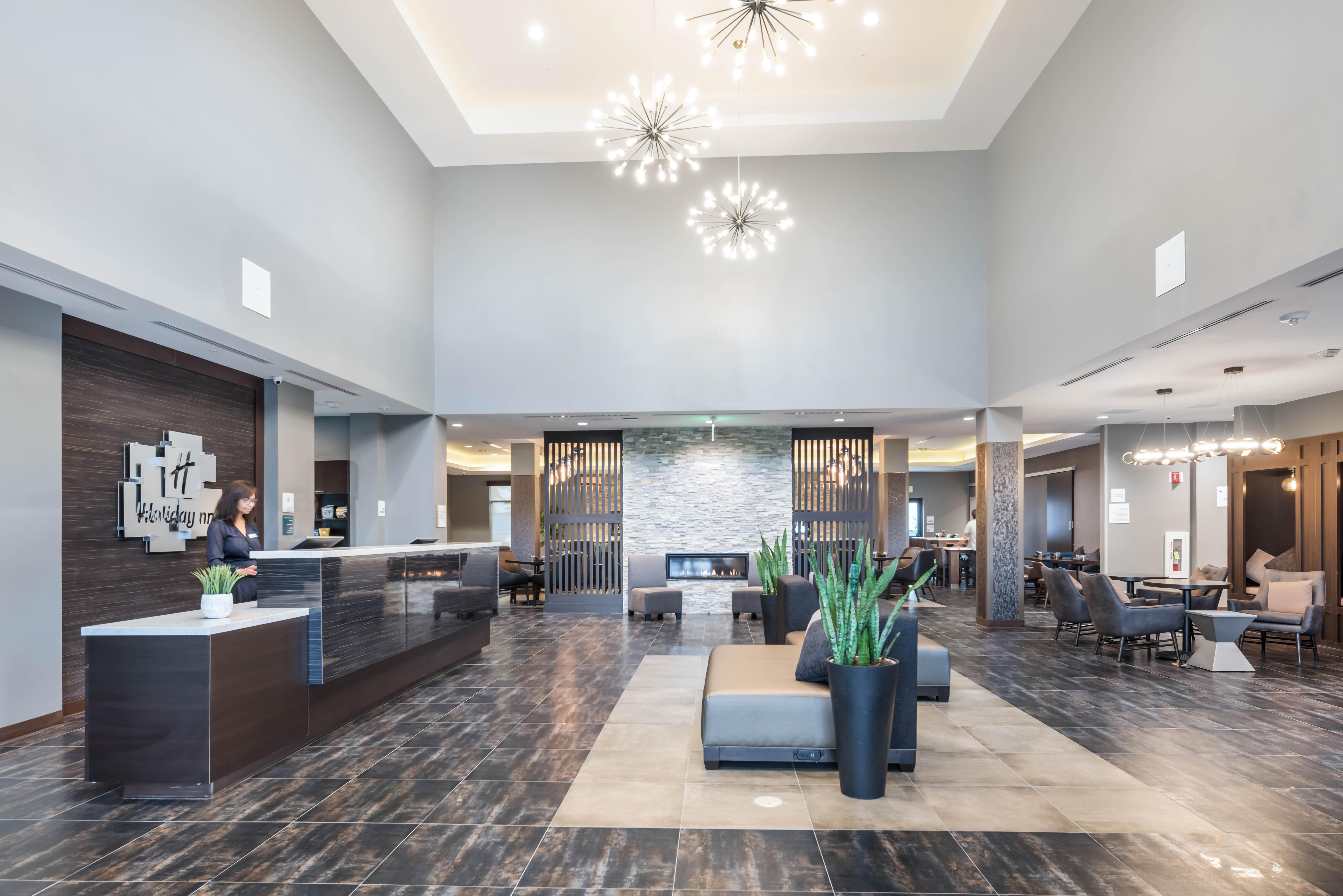 Holiday Inn Hotel & Suites Silicon Valley - Milpitas By Ihg Dış mekan fotoğraf