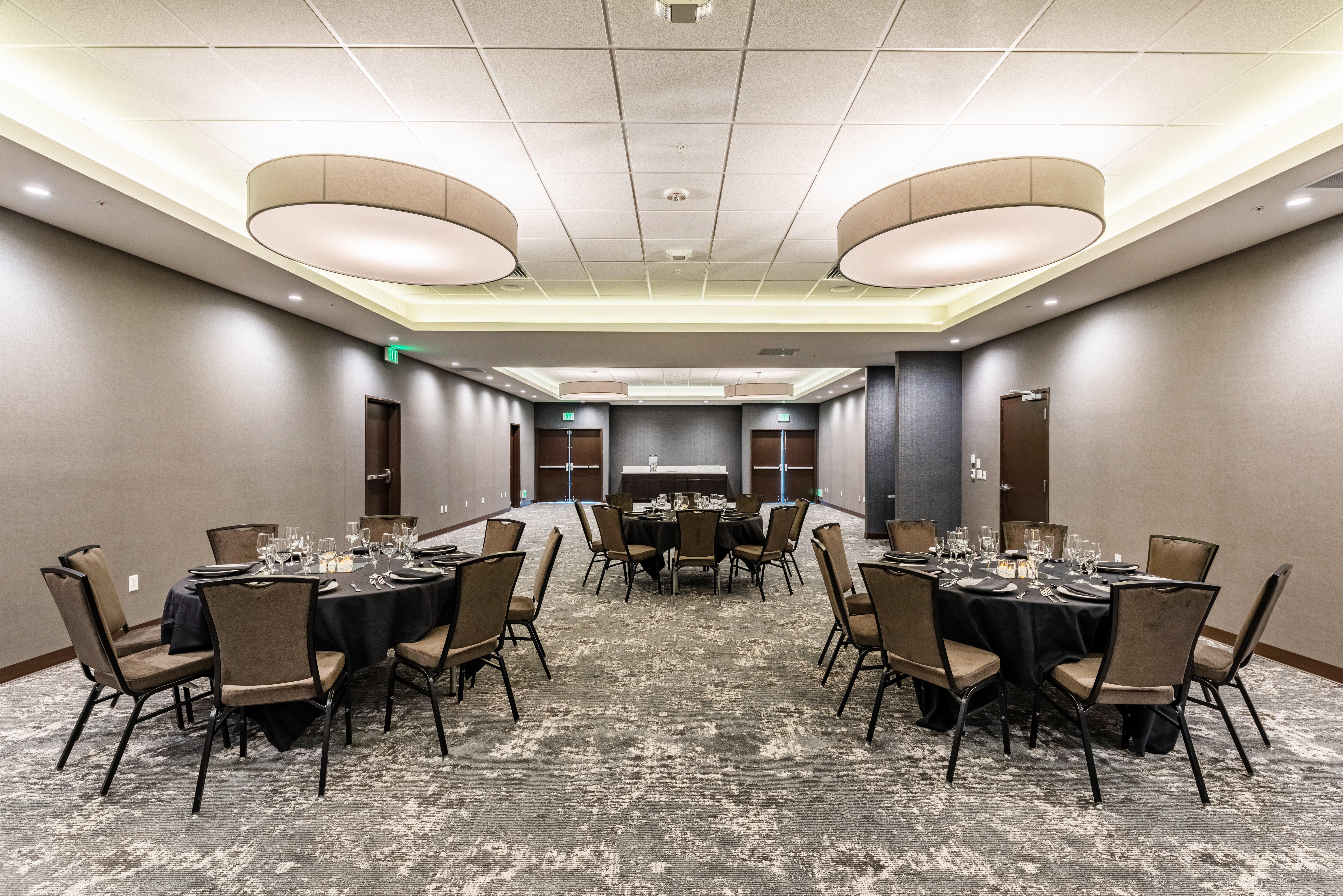 Holiday Inn Hotel & Suites Silicon Valley - Milpitas By Ihg Dış mekan fotoğraf
